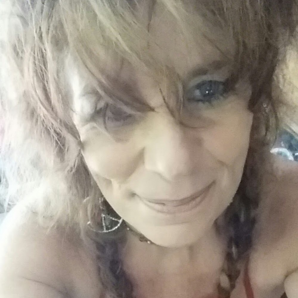 Meet your Posher, Diane